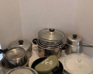 Pots And Pans For All Your Cooking Needs Plus A Pressure Cooker