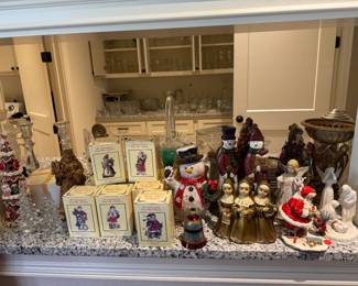 MORE holiday decor