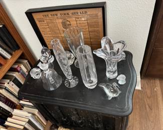 Crystal and glass pieces