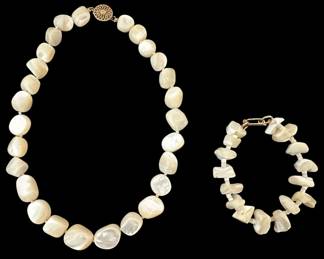 Mother of Pearl Necklace and Bracelet