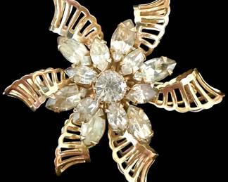 Kramer of New York Gold Tone Brooch