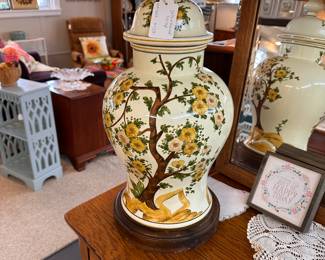 Antique Ginger Jar Lamp
