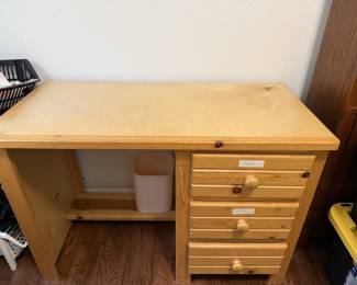 Pine study desk