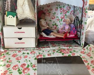 skipper vintage Betsy mccall, bedroom carrying case 1962