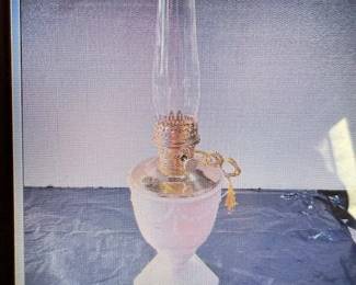 Pink urn style base. Electric burner.