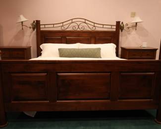 King sized bed with everything: includes, mattress, comforter, linens and pillows (clean mattress - no spots - private summer home)