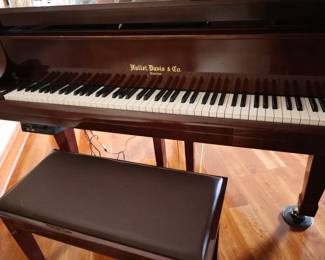Hallet, Davis & Co Boston baby grand player piano with piano stool 4’10 0.5” (W) x 4’3 0.5” (L) 3’4” (H)