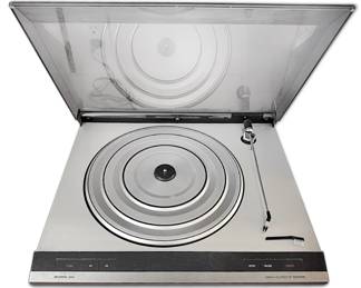 Bang Olufsen Of Denmark Beogram 2404 Turntable