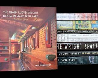 8 Books on Frank Lloyd Wright