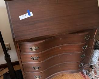 Nice drop leaf desk.