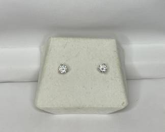 14k white gold studs