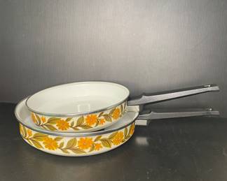 Vintage cookware