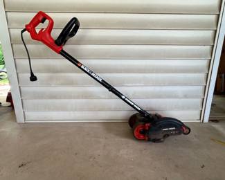 Black and Decker edger