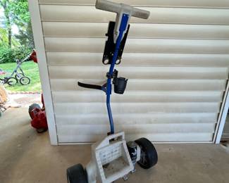 Kangaroo motorized golf cart