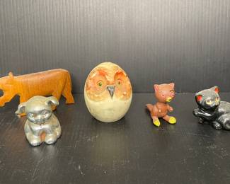 Mini animal figurines