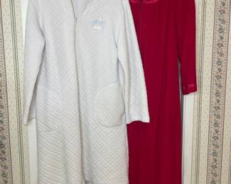 Nightgowns Miss Elaine & Kayser vintage