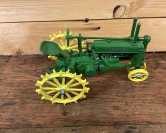 Diecast collectible John Deere