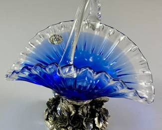 Vintage Antica Vetreria Napoletana di i G. Savarese, an Italian Glassmaker, Cobalt to Clear Art Glass Fluted Edge Basket on Silver Base (u”H x 8:W x 6”D)