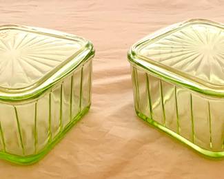 Green Depression Glass Refrigerator Dish with Iid, (2 ea)1930s