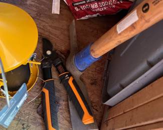Gardening tools