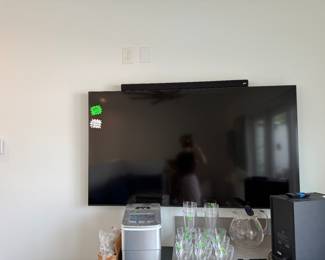 Samsuny 65” TV