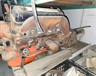 2146  V8 Engine with Transmission 