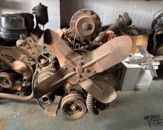 2070  Ford Flathead V8 Engine 