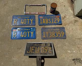 5006  5 License Plates, 2 License Plate Covers, Vintage Can 