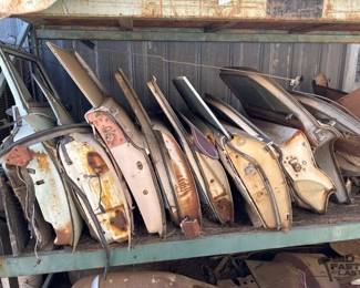 4514  9 Doors, 2 Running Boards, 3 Inner Fender wells, 1 Fender 