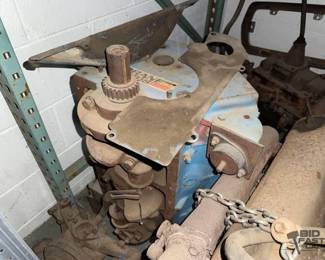 2106  V8 Motor and Transmissions 