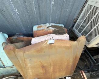 4520  7 Hoods and 1 Trunk Door 