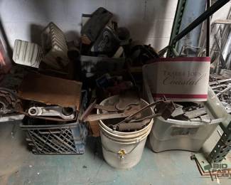 2086  Piston Rods, Hood Springs, Headlights, Dash Cluster 