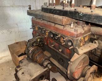 1512  8 Cylinder Flat Head Engine and Parts 