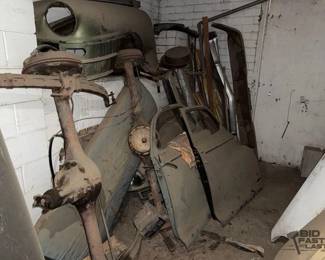 2902  2 Rear Ends, 2 Doors, 2 Fenders, Air Cleaners 