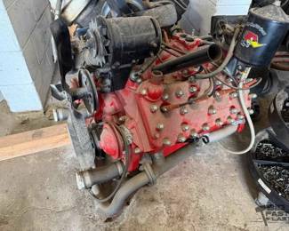 1600  Engine On Stand 