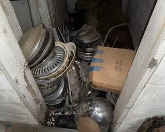 2304  Approx 75 Hub Caps, Chrome Trim Parts 