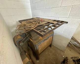 1604 Table Saw