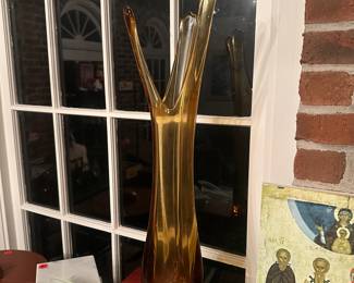 Viking 25” 3 arm amber vase
MCM