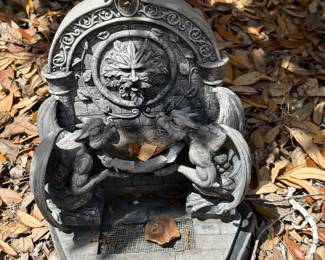 Yard statuary