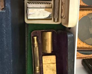 Old travel razors