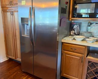 Nice clean big stainless fridge freezer