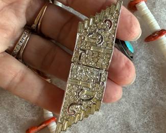Duette pin