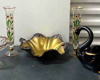 Vintage Swan Gold Accented Decor