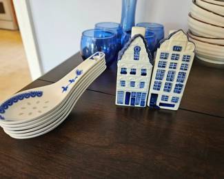 White & Blue Salt and Pepper Shakers 