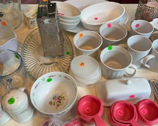 Serving dishes