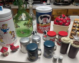 Sale & pepper shakers and collectibles