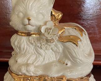 Ceramic kitten