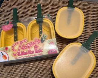 Summer popsicle molds