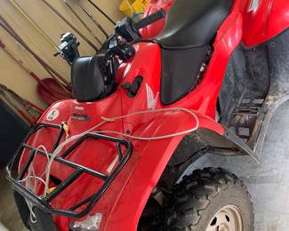 Honda ATV--NICE!