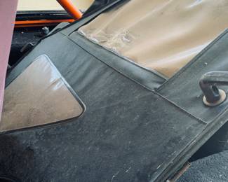 doors and hard top to the jeep come with it for cold weather use